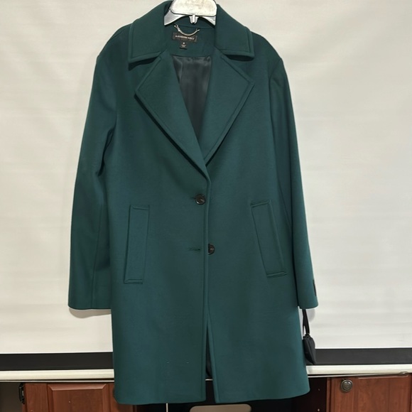 NWT. Katherine Kelly Notch Collar Long Sleeve - Picture 2 of 7